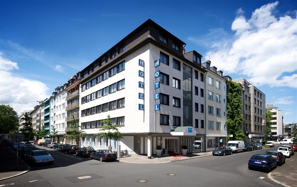 Max Brown Midtown, Part Of Sircle Collection 4*