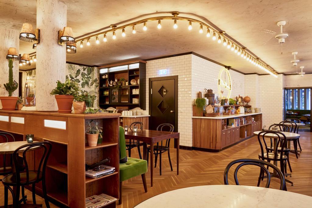 Max Brown Midtown, Part Of Sircle Collection Dusseldorf